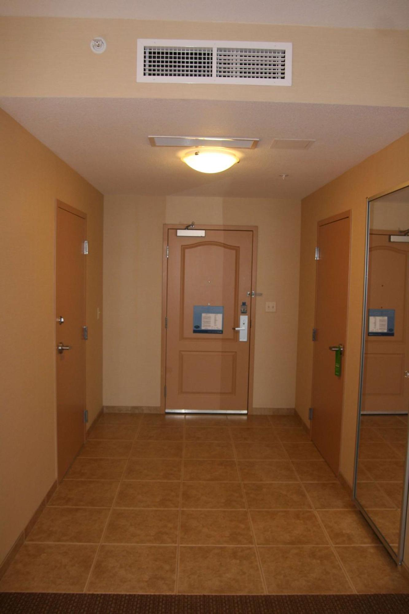 Hampton Inn & Suites Folsom Beltér fotó